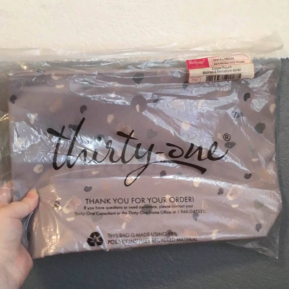 Thirty-One Gray Zipper Pouch – Thirty-One